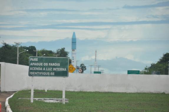 Entrada da base espacial brasileira, em Alcântara - MA